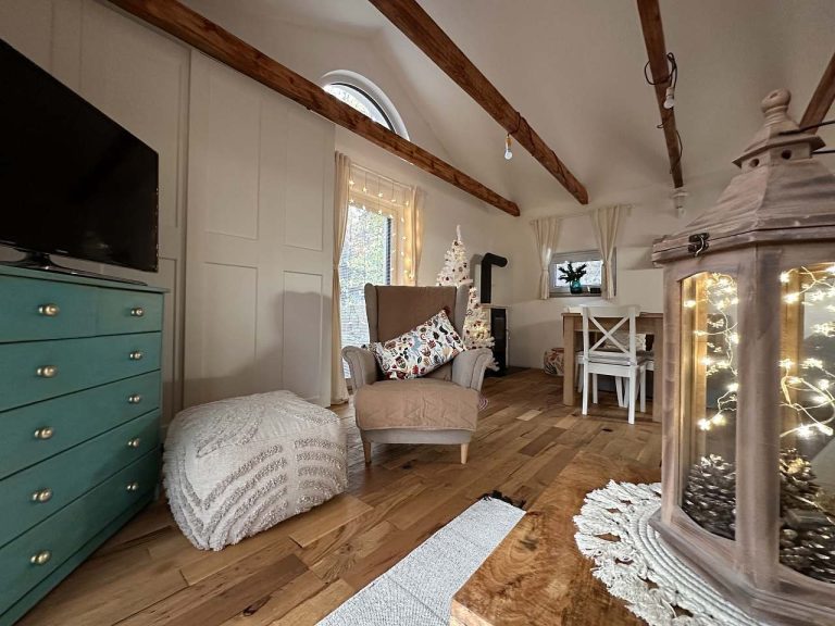 chatinka-obyvaci-mistnost-00b5-961806