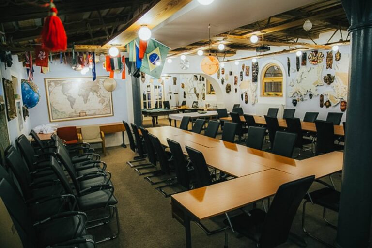 5ece620ea4cfdaeb5b888aa4_kongres-03-1600