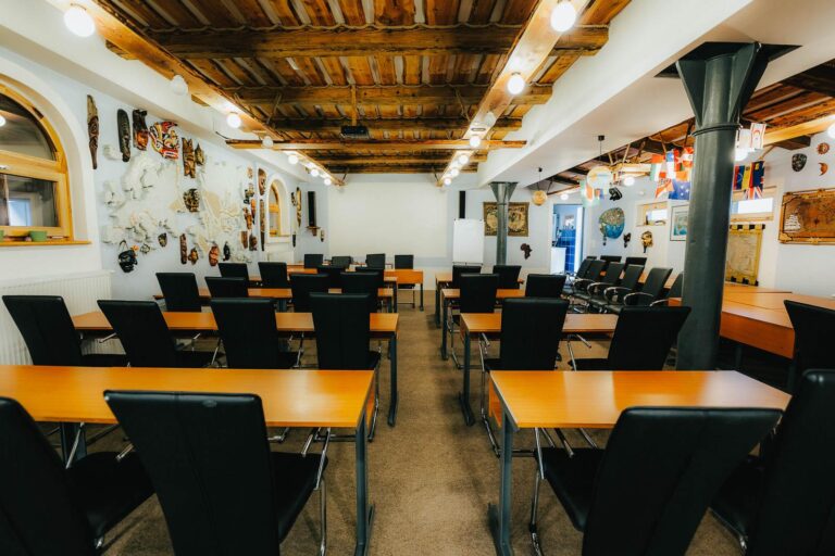 5ece6210ed7fb57fbb112fe8_kongres-07-1600