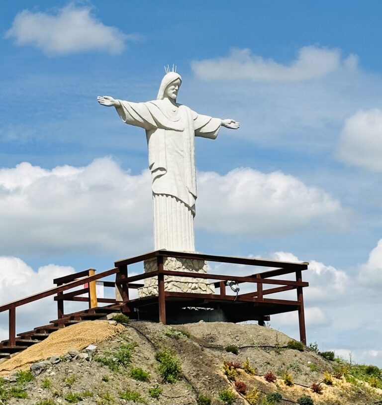 677b9eb8b4bad528cce65b06_IMG_0943