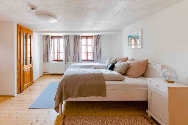 8b0cb64b-8923-4ebf-a5c8-31348e080c9e