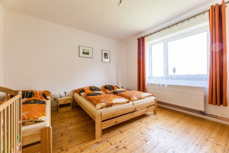 Chalupa U Šrámků 10 (foto Daniel Schulz)