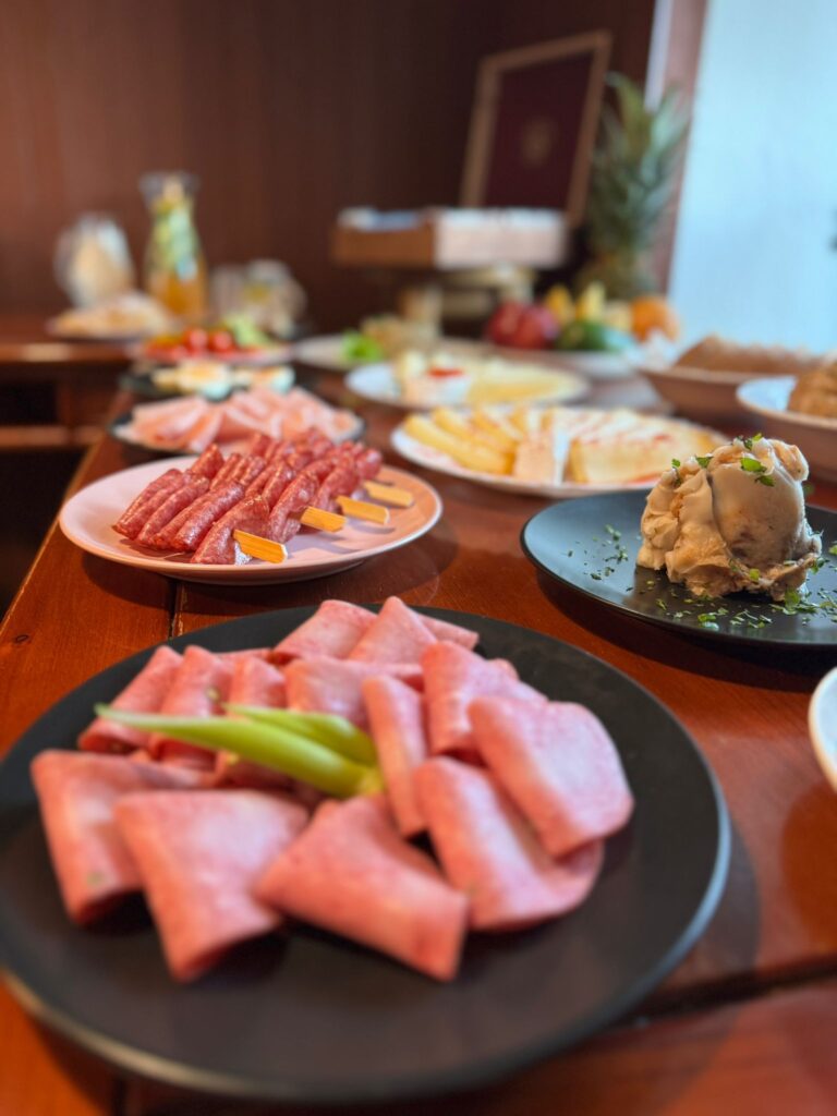 21fd890a-5277-4f46-a474-ad9eeba7d952