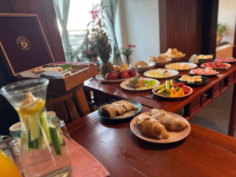 4f0cbaa7-a69b-43c6-8ff5-7aced098bdcb