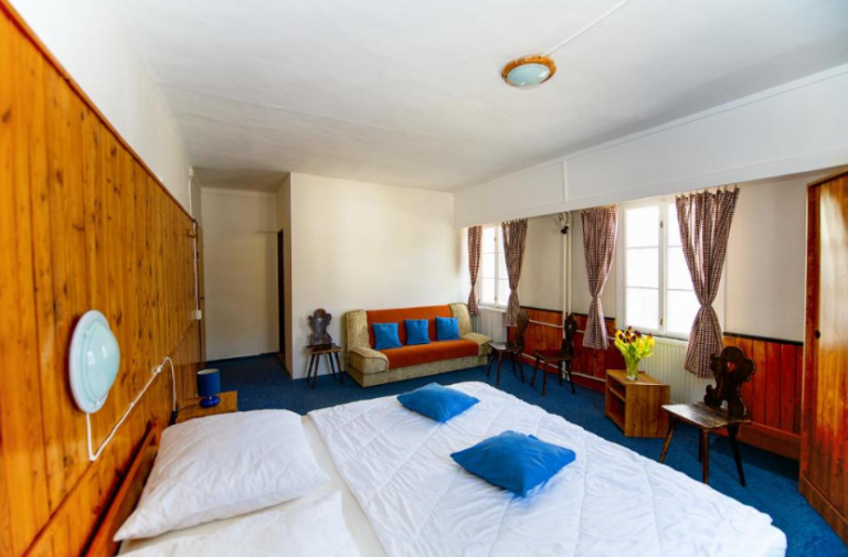 5127c6aa-3d97-4e85-8dfe-584cf9e5e096