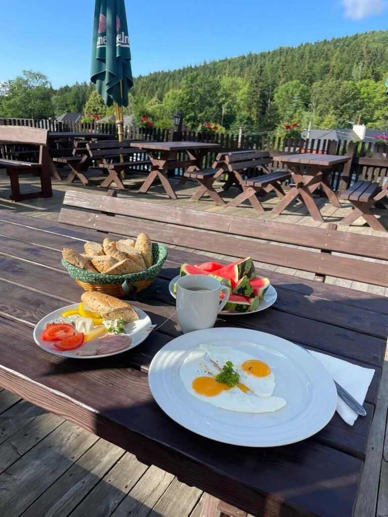 7ba9d33b-915c-4f64-8725-ee3d90b2120a