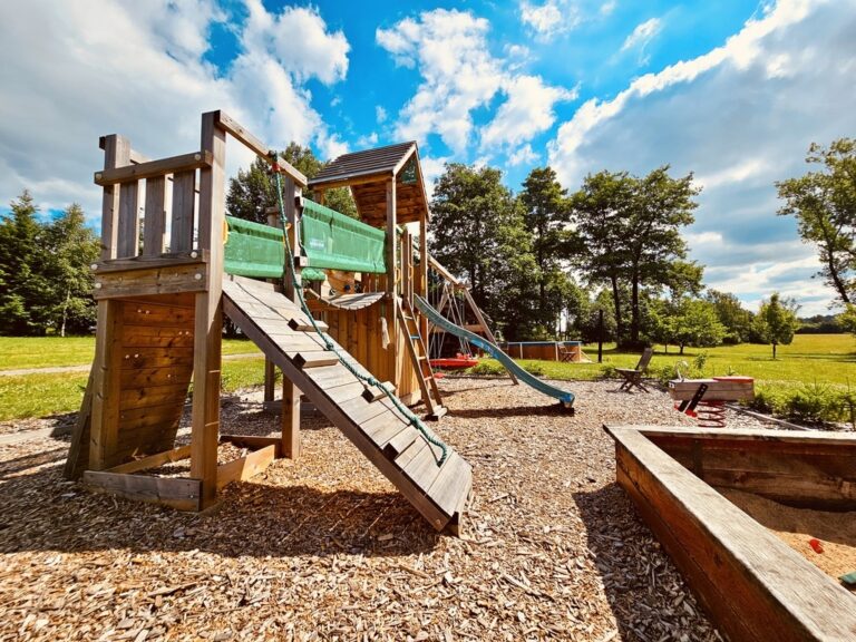 A1D46125-8B75-4047-A805-93B0B0E8B48F_1_105_c