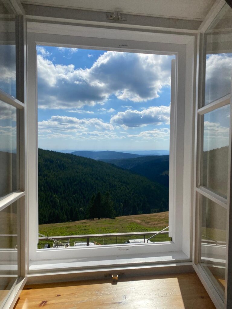 a7f1b839-a60e-4b33-af39-6c471f8baa83